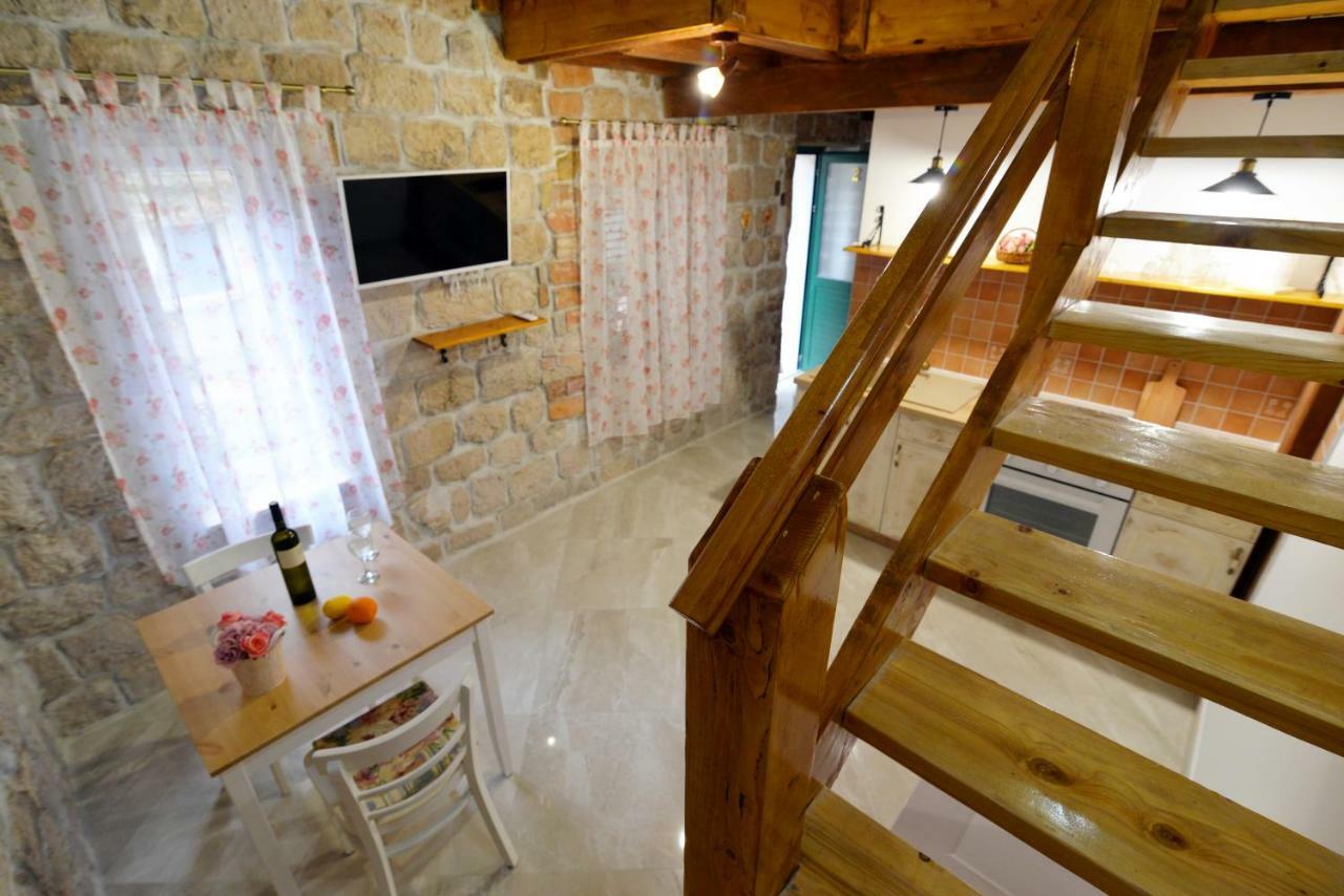 Apartments D&N Вис Экстерьер фото